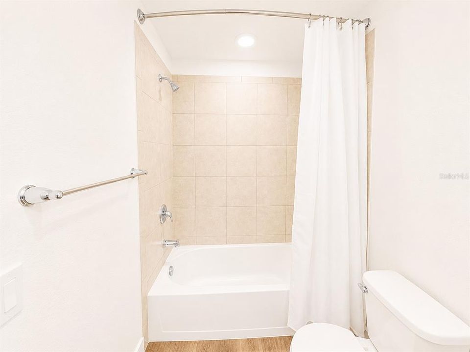 En Renta: $2,299 (3 camas, 2 baños, 1512 Pies cuadrados)