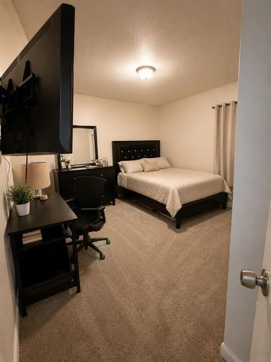 For Rent: $2,300 (4 beds, 2 baths, 1844 Square Feet)