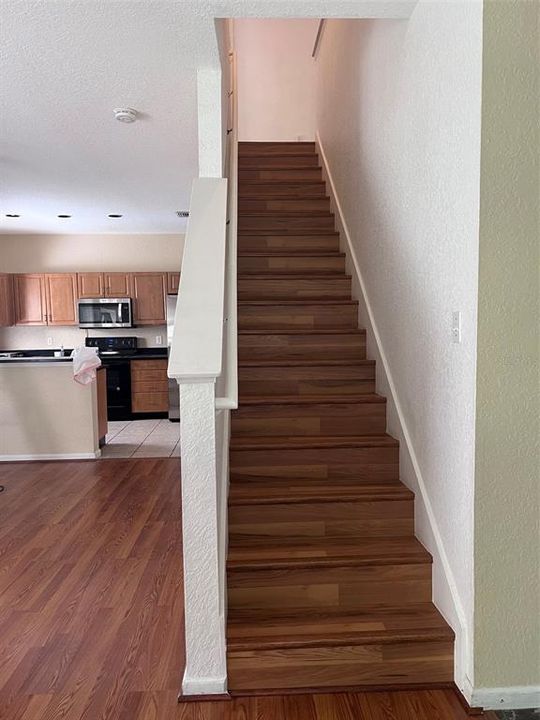 В аренду: $2,300 (3 спален, 2 ванн, 1764 Квадратных фут)