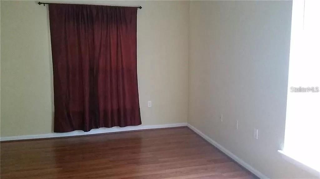 В аренду: $2,300 (3 спален, 2 ванн, 1764 Квадратных фут)
