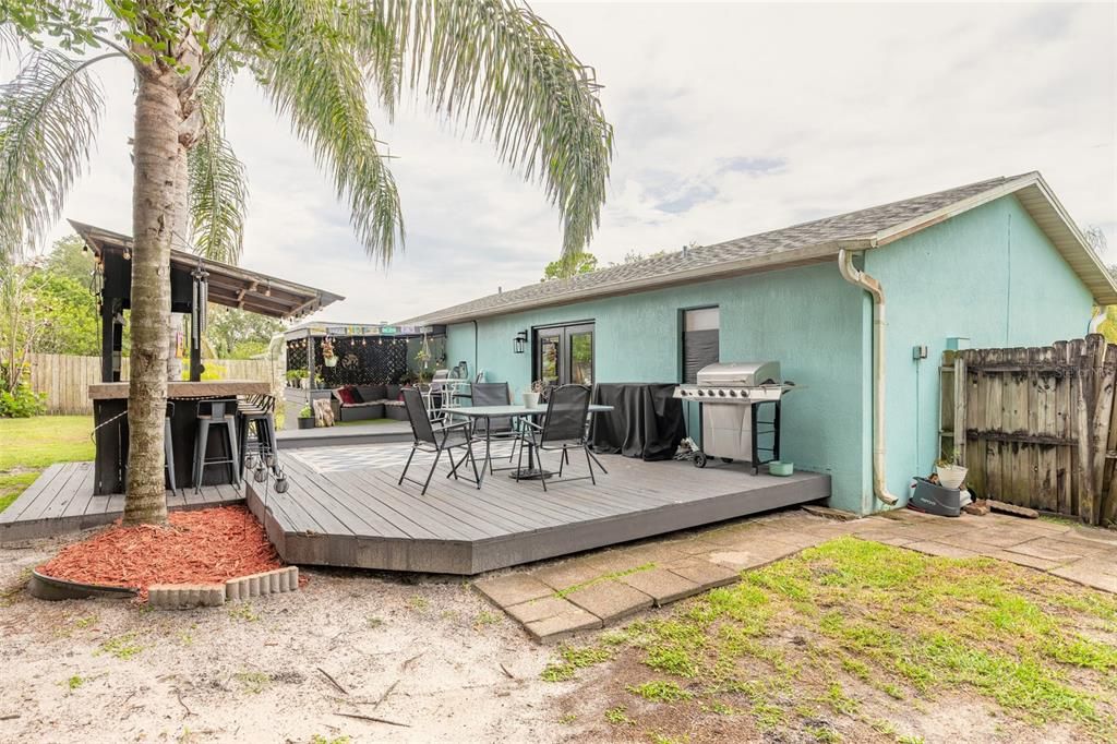 Activo con contrato: $339,000 (3 camas, 2 baños, 1176 Pies cuadrados)