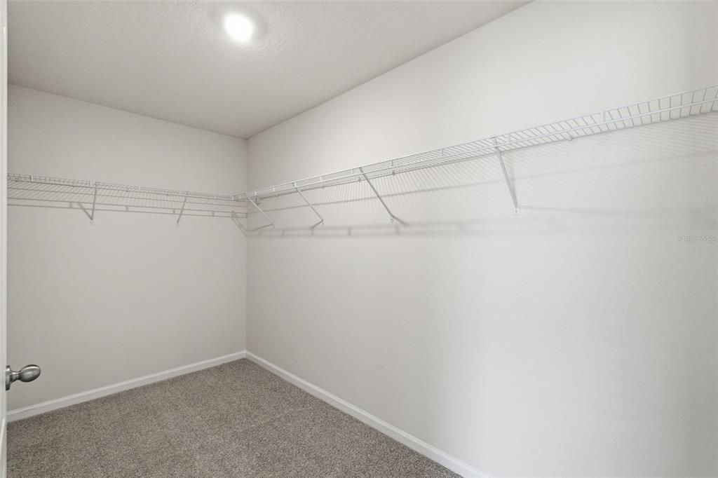 For Sale: $280,000 (3 beds, 2 baths, 1795 Square Feet)