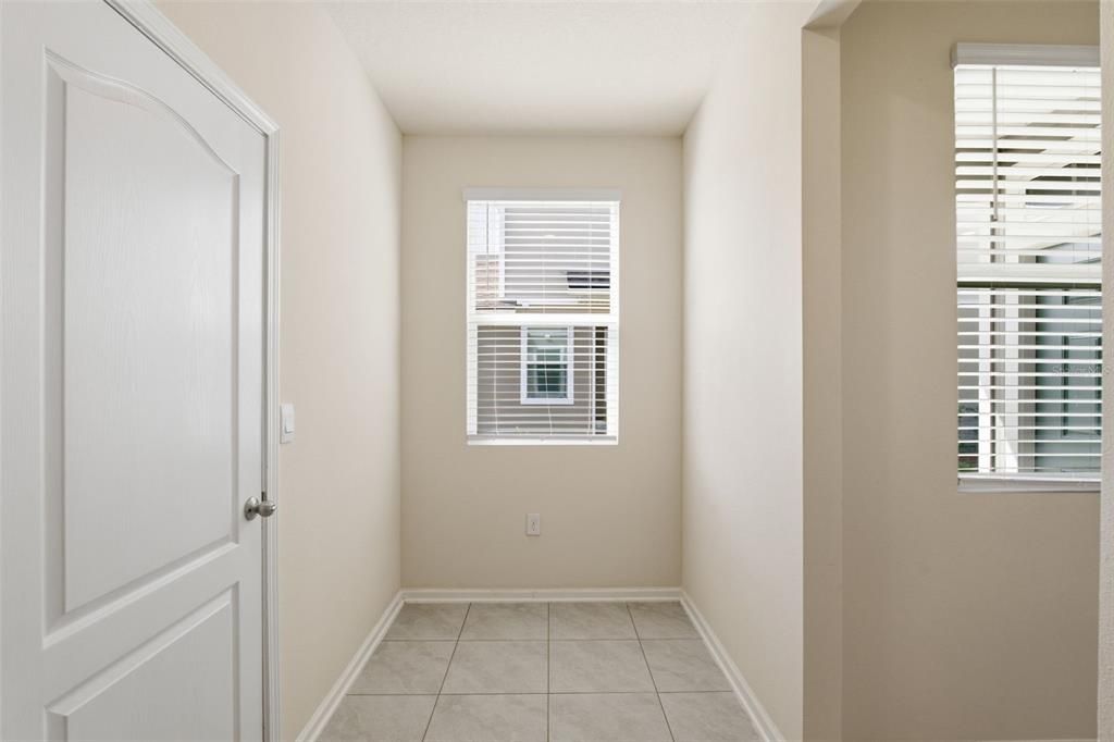 For Sale: $280,000 (3 beds, 2 baths, 1795 Square Feet)