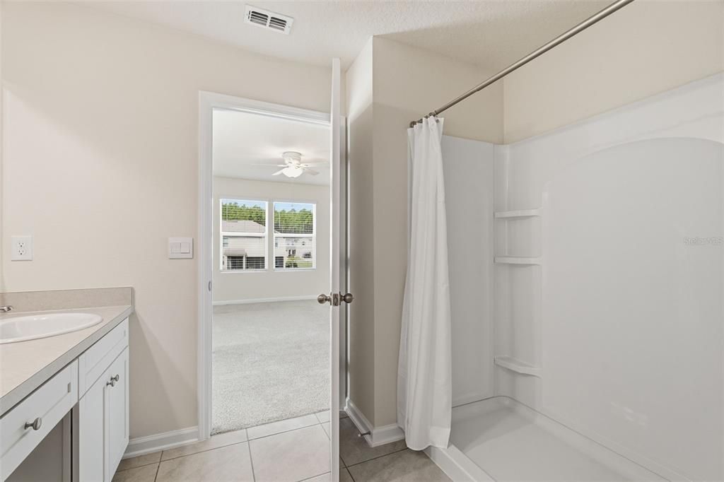 For Sale: $280,000 (3 beds, 2 baths, 1795 Square Feet)