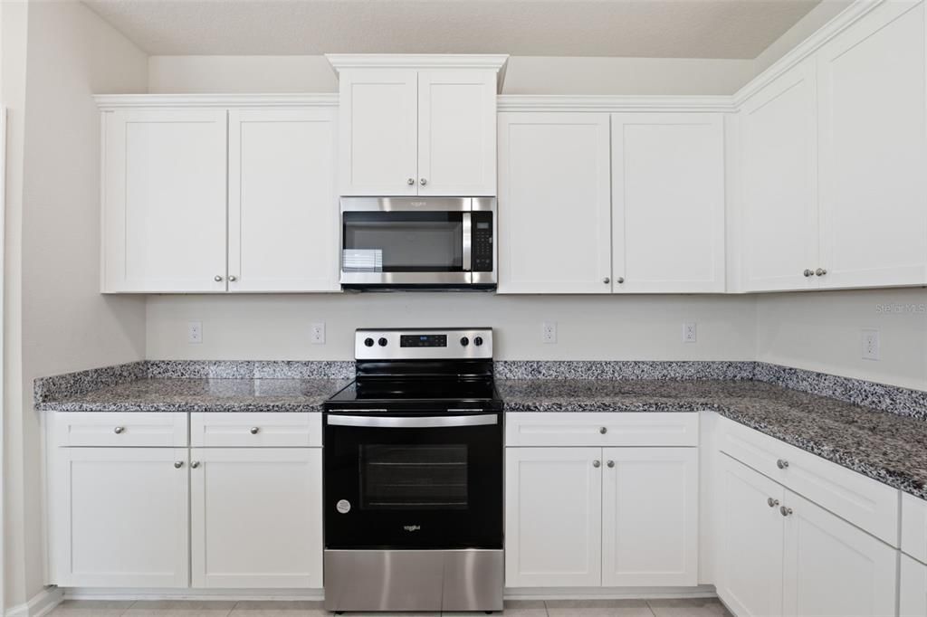 For Sale: $280,000 (3 beds, 2 baths, 1795 Square Feet)
