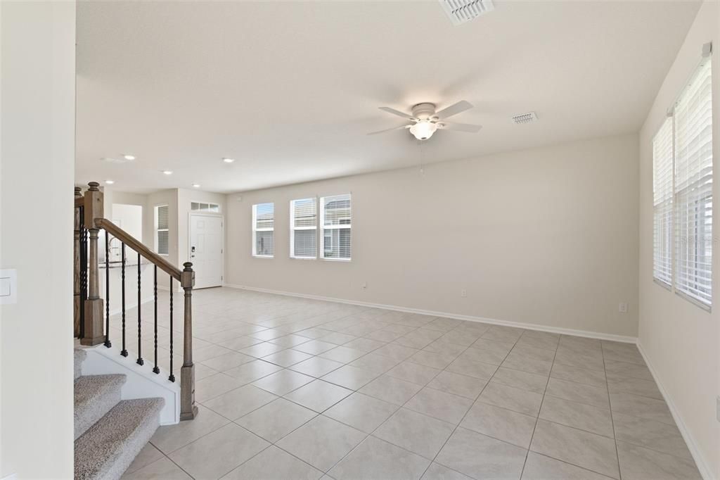 For Sale: $280,000 (3 beds, 2 baths, 1795 Square Feet)