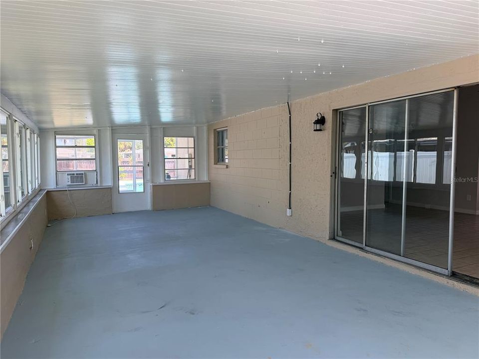 En Renta: $2,800 (3 camas, 2 baños, 1880 Pies cuadrados)