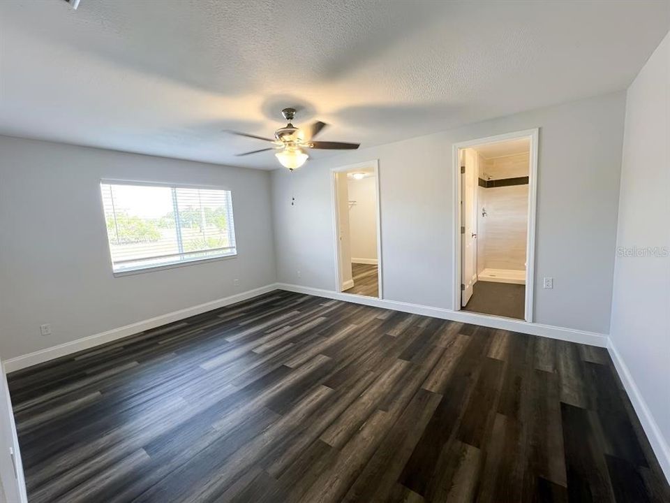 На продажу: $359,900 (3 спален, 2 ванн, 1693 Квадратных фут)