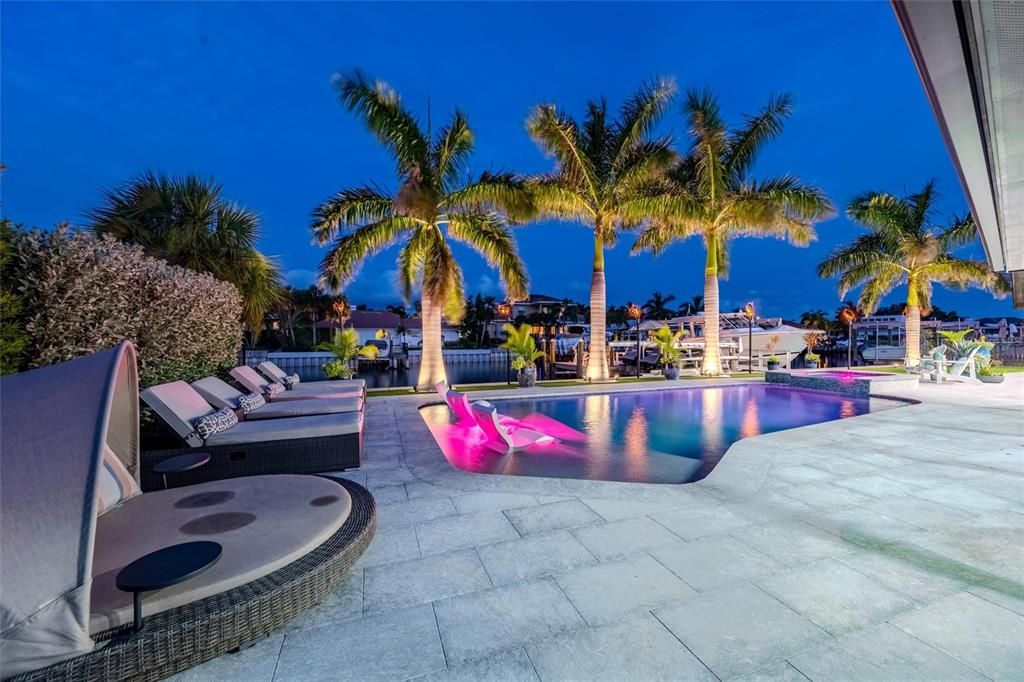 For Sale: $1,995,000 (4 beds, 3 baths, 2276 Square Feet)