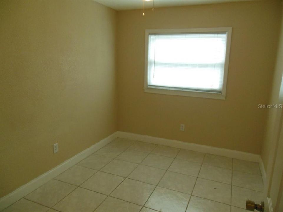 For Rent: $2,500 (4 beds, 2 baths, 1700 Square Feet)