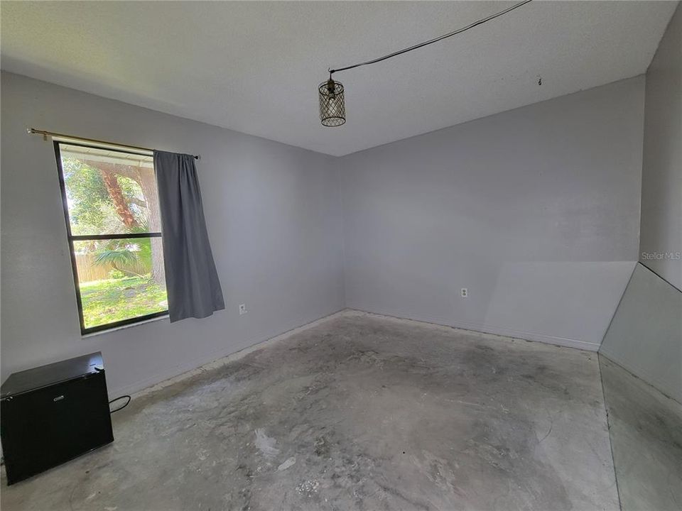 На продажу: $259,900 (3 спален, 2 ванн, 1759 Квадратных фут)