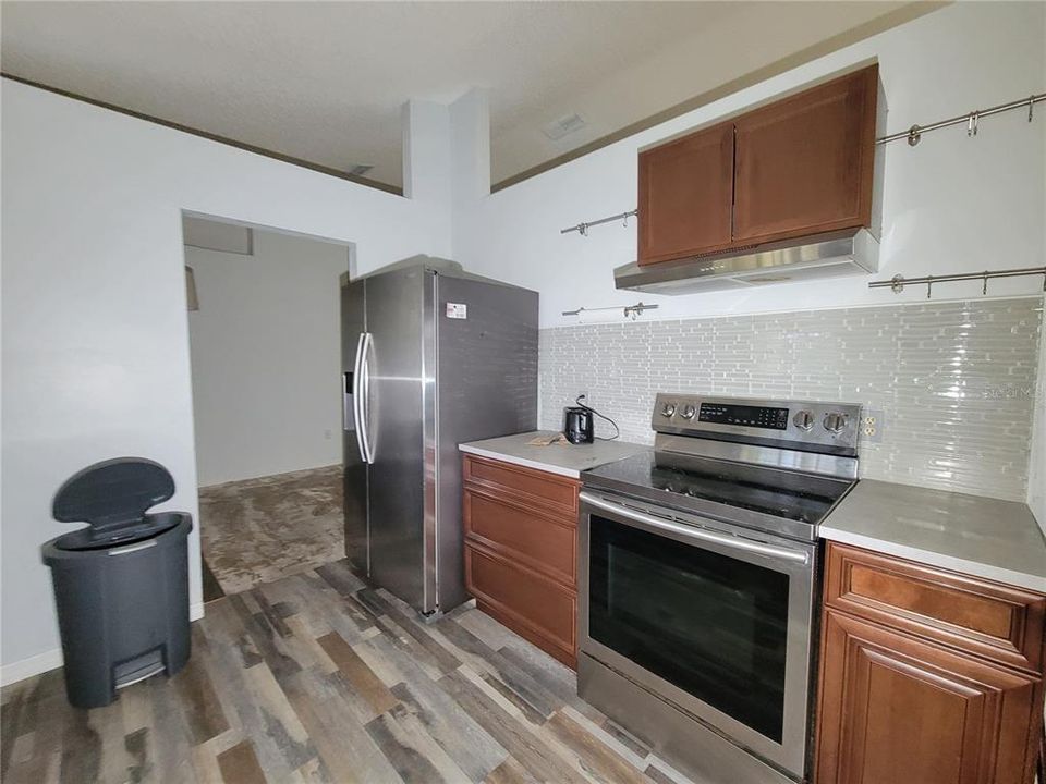 На продажу: $259,900 (3 спален, 2 ванн, 1759 Квадратных фут)
