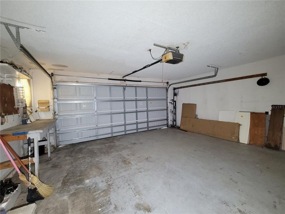 На продажу: $259,900 (3 спален, 2 ванн, 1759 Квадратных фут)