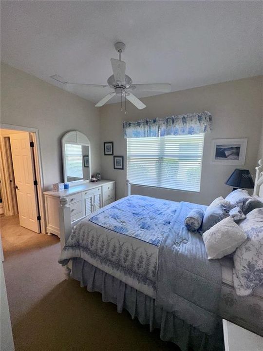 En Venta: $698,713 (3 camas, 3 baños, 2573 Pies cuadrados)
