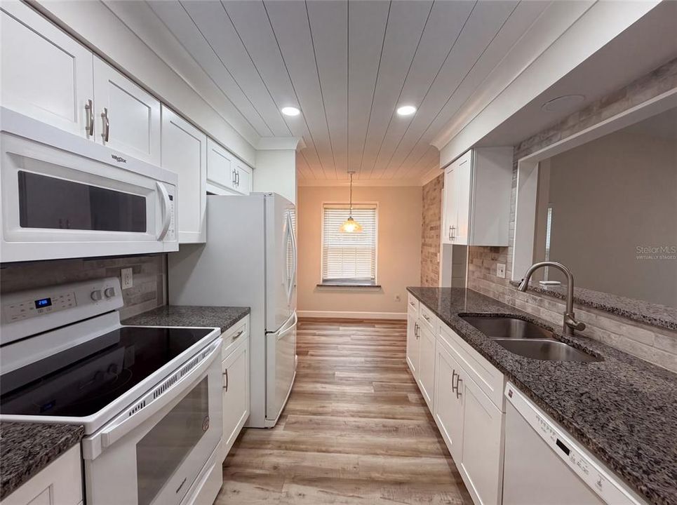 En Venta: $175,000 (2 camas, 2 baños, 1189 Pies cuadrados)