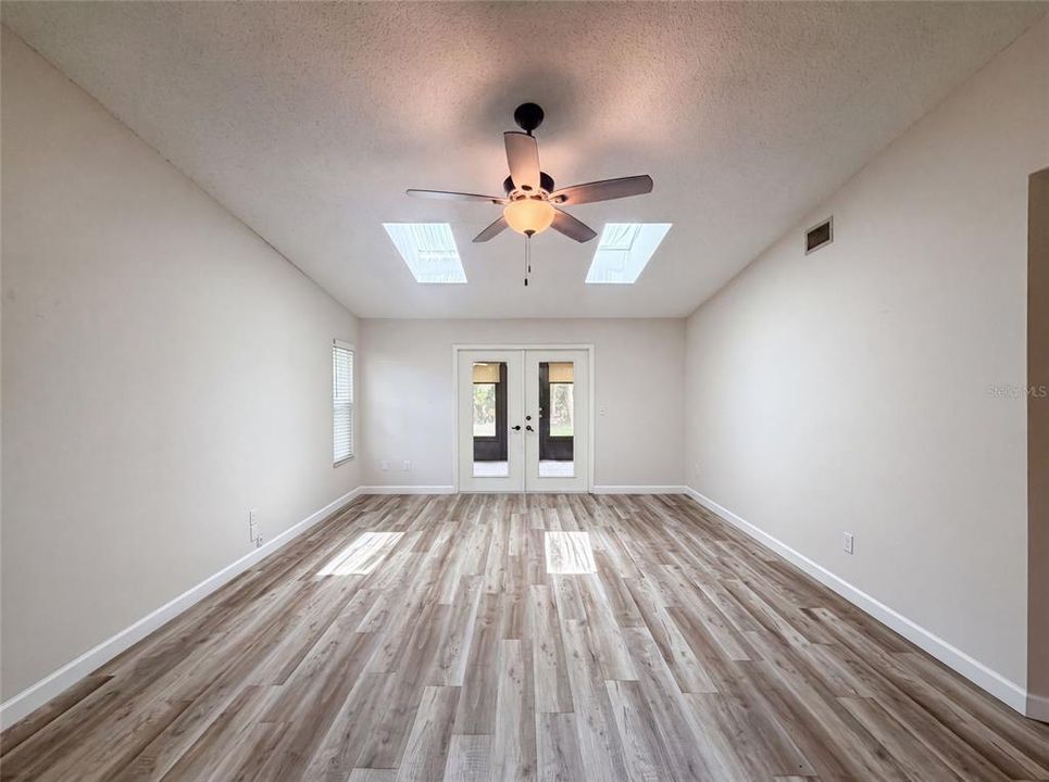 En Venta: $175,000 (2 camas, 2 baños, 1189 Pies cuadrados)