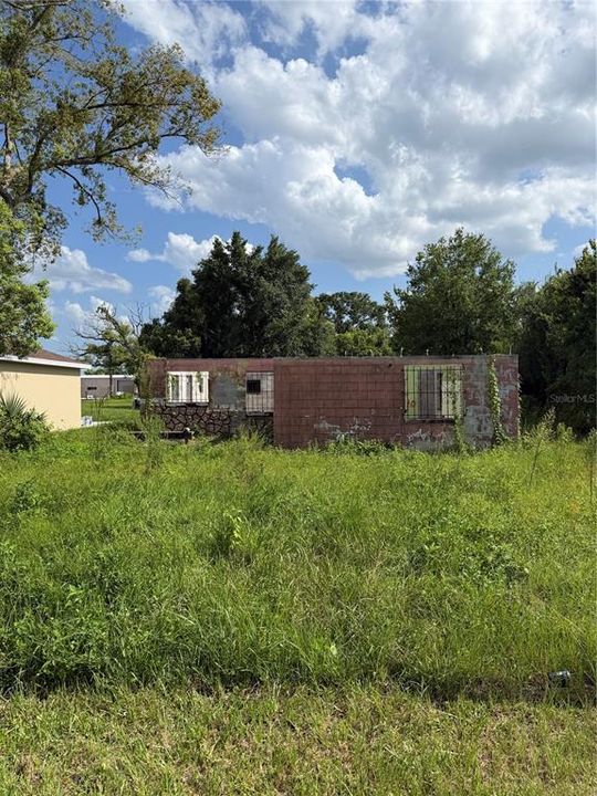 На продажу: $69,000 (3 спален, 1 ванн, 1041 Квадратных фут)
