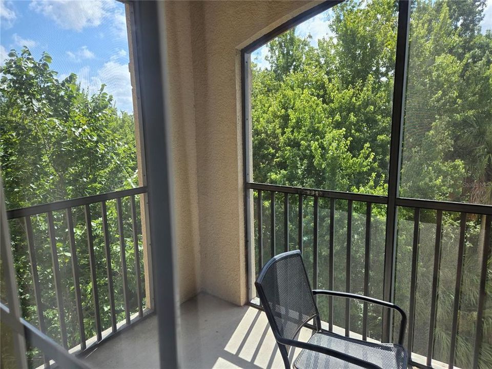 На продажу: $175,000 (3 спален, 2 ванн, 1244 Квадратных фут)
