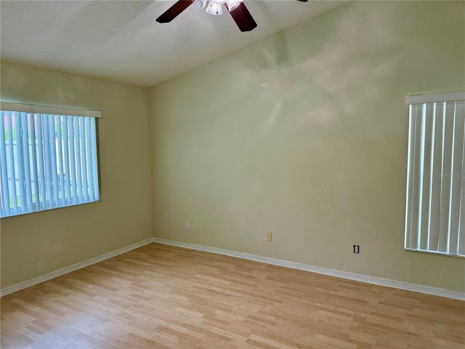 For Sale: $449,000 (3 beds, 2 baths, 1482 Square Feet)