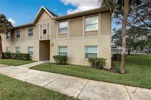 For Sale: $165,000 (2 beds, 2 baths, 905 Square Feet)