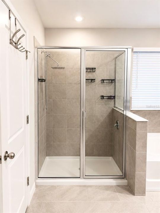En Venta: $479,997 (4 camas, 3 baños, 2738 Pies cuadrados)