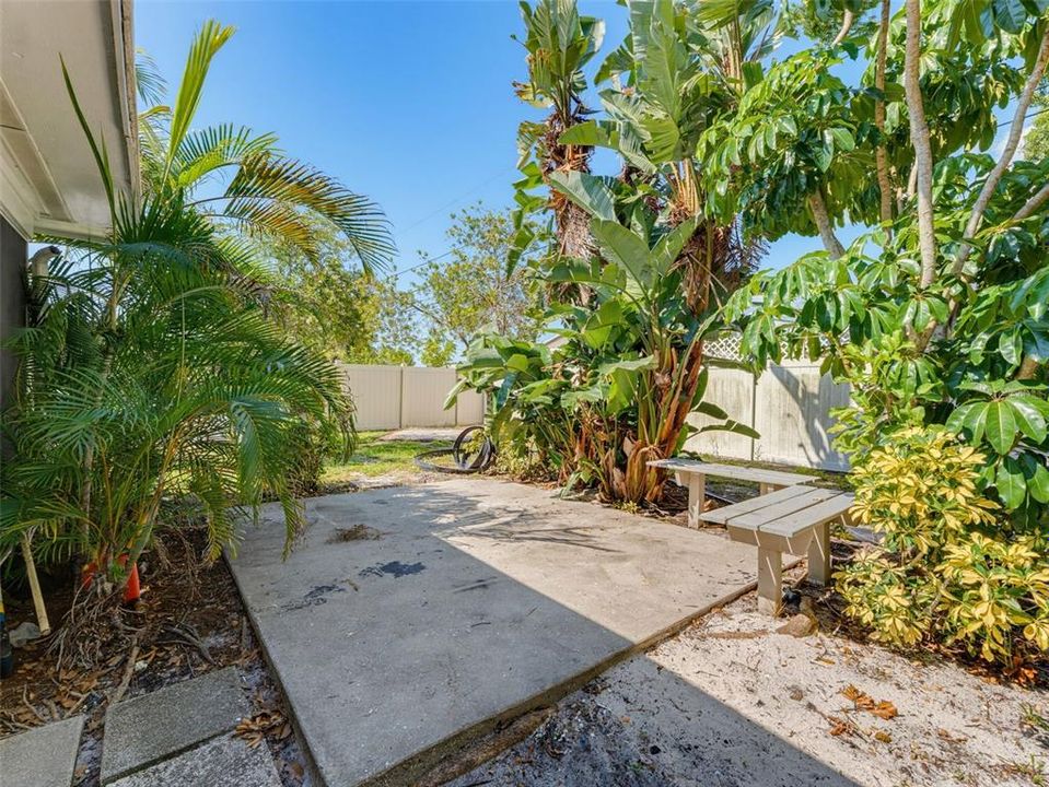 En Venta: $353,990 (2 camas, 2 baños, 904 Pies cuadrados)