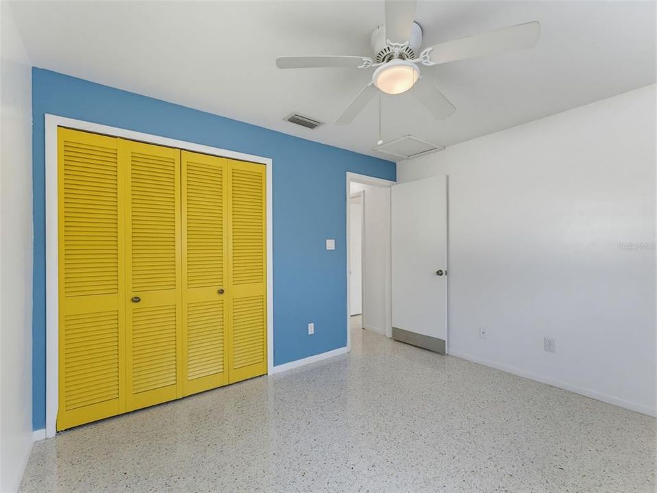 En Venta: $353,990 (2 camas, 2 baños, 904 Pies cuadrados)
