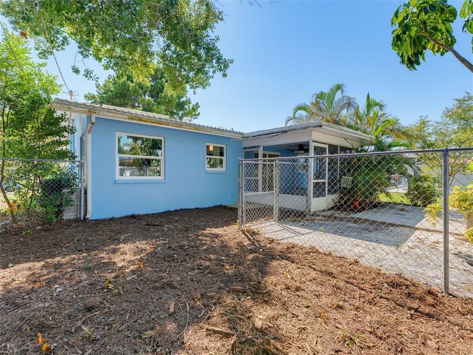 En Venta: $353,990 (2 camas, 2 baños, 904 Pies cuadrados)