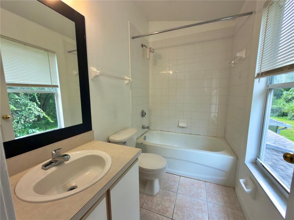 В аренду: $2,250 (3 спален, 2 ванн, 1460 Квадратных фут)