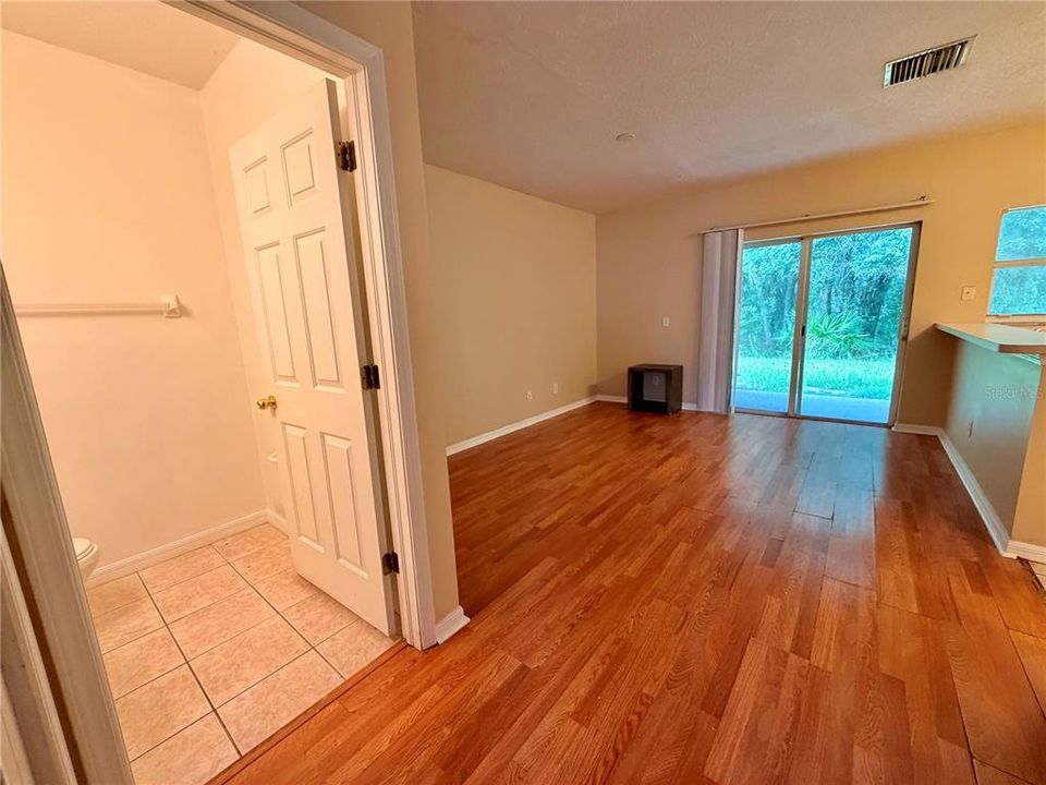 В аренду: $2,250 (3 спален, 2 ванн, 1460 Квадратных фут)