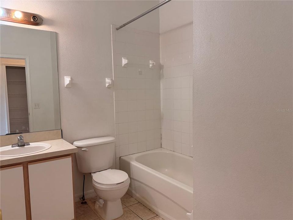 В аренду: $2,250 (3 спален, 2 ванн, 1460 Квадратных фут)