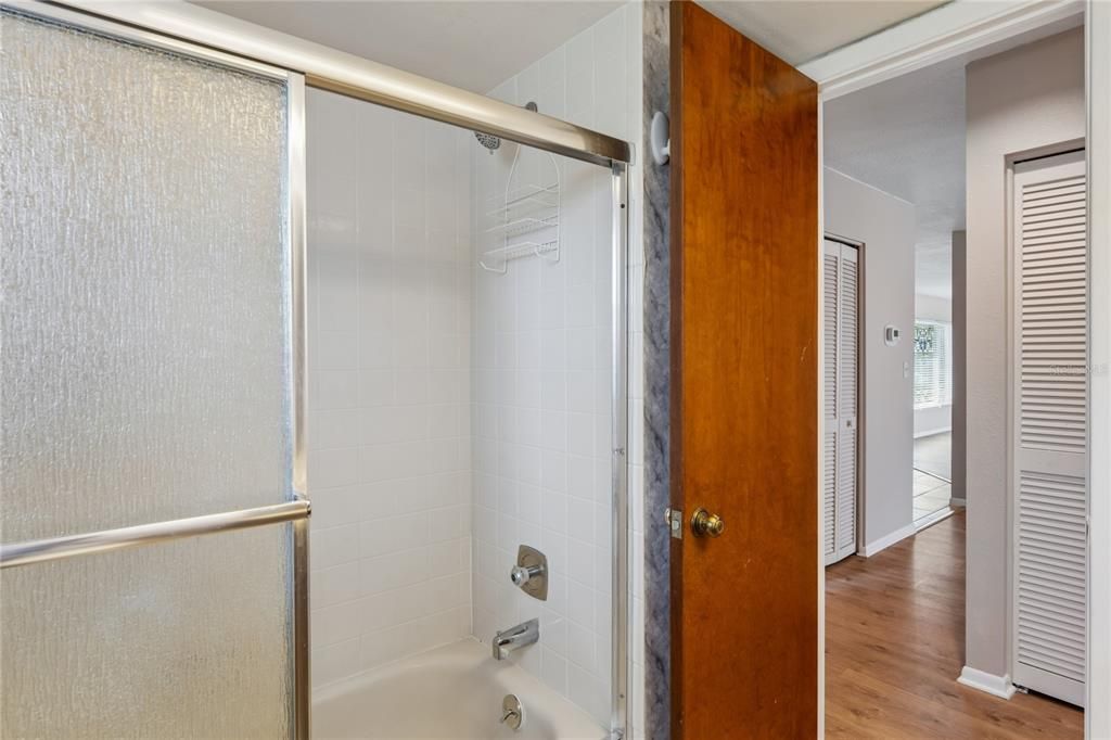 For Sale: $500,000 (3 beds, 2 baths, 1861 Square Feet)