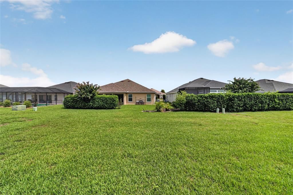 For Sale: $370,000 (3 beds, 2 baths, 1419 Square Feet)