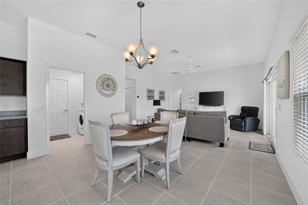 For Sale: $370,000 (3 beds, 2 baths, 1419 Square Feet)