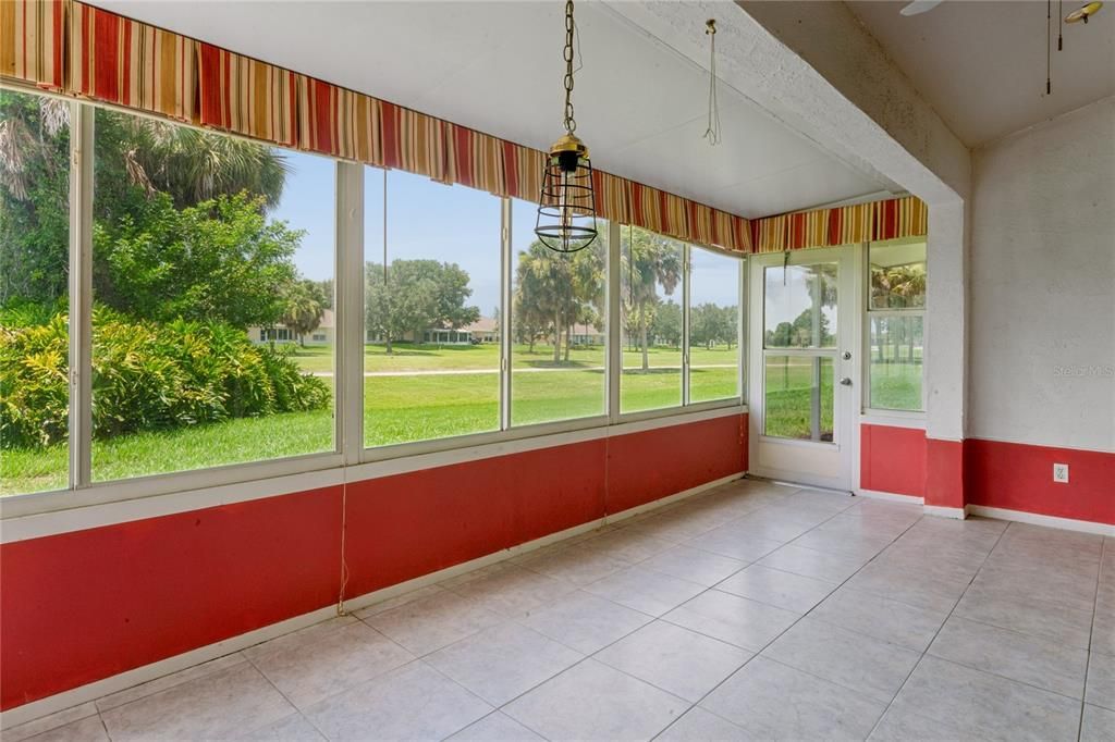 En Venta: $250,000 (2 camas, 2 baños, 1882 Pies cuadrados)