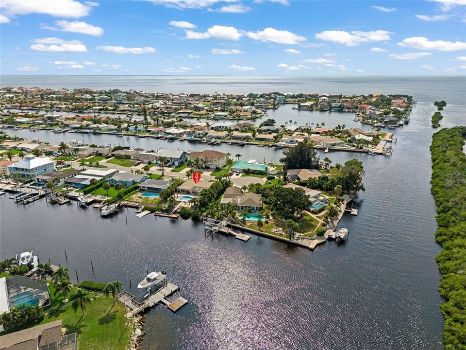 For Sale: $942,999 (3 beds, 3 baths, 2177 Square Feet)