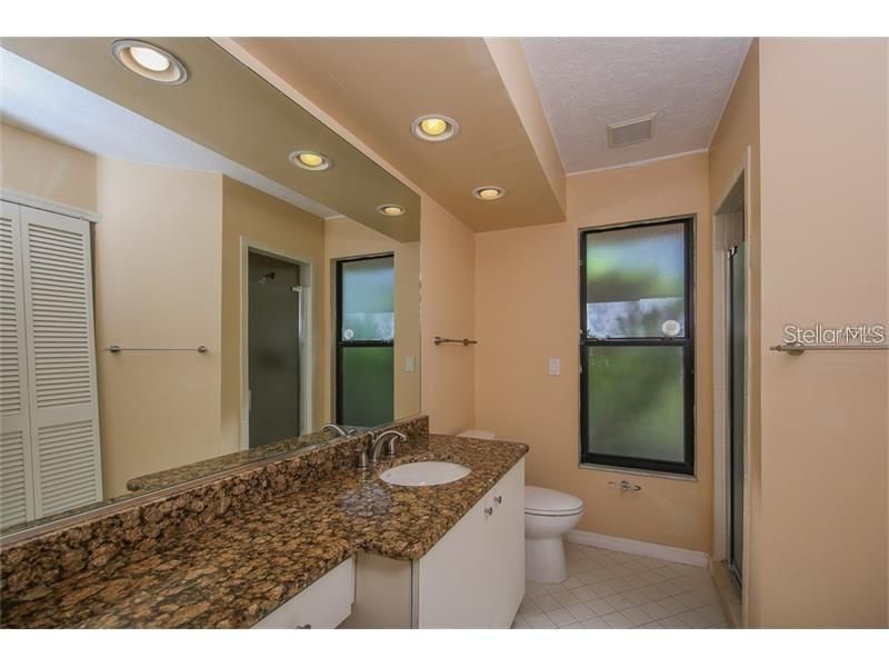 For Sale: $630,000 (3 beds, 2 baths, 2352 Square Feet)