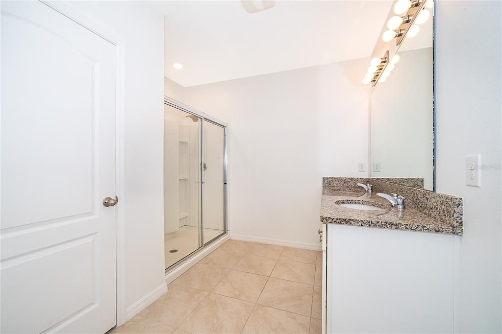 En Venta: $395,000 (3 camas, 2 baños, 1672 Pies cuadrados)