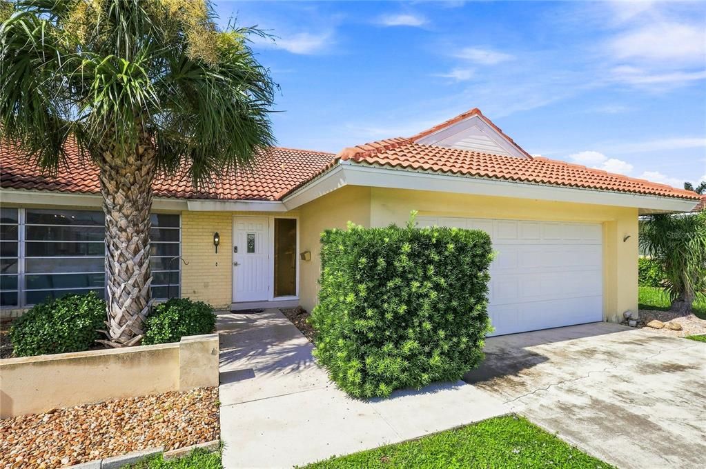 En Venta: $435,000 (2 camas, 2 baños, 1705 Pies cuadrados)