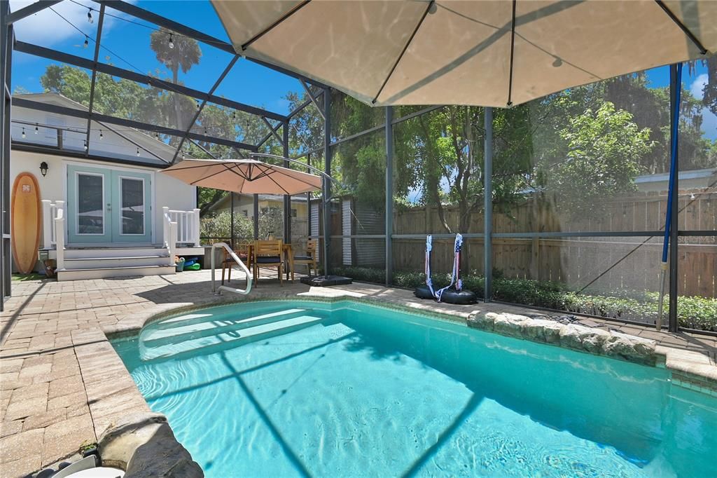 For Sale: $850,000 (3 beds, 2 baths, 1642 Square Feet)