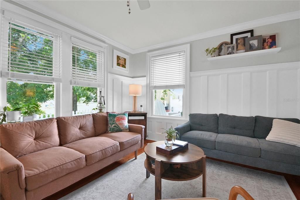 For Sale: $850,000 (3 beds, 2 baths, 1642 Square Feet)