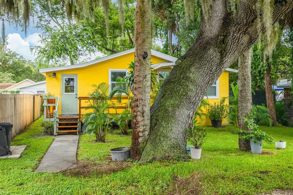 En Venta: $220,000 (2 camas, 1 baños, 911 Pies cuadrados)