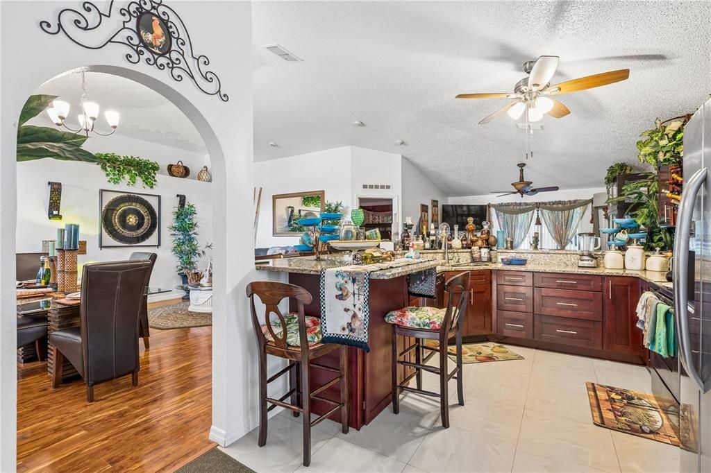 For Sale: $410,000 (3 beds, 2 baths, 1624 Square Feet)