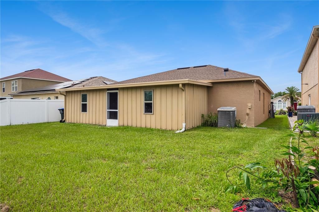 For Sale: $410,000 (3 beds, 2 baths, 1624 Square Feet)