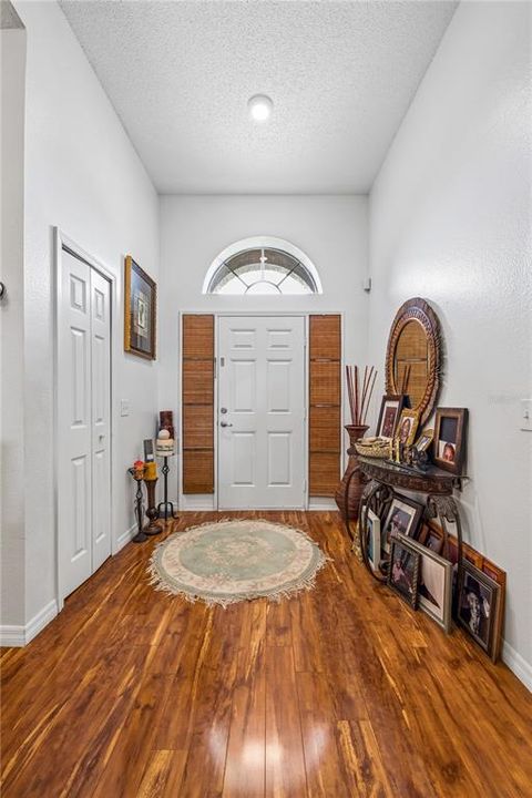 For Sale: $410,000 (3 beds, 2 baths, 1624 Square Feet)