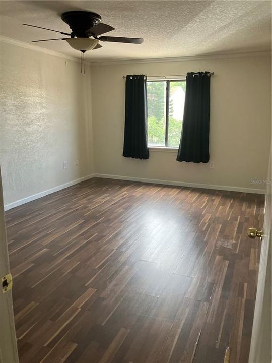 На продажу: $190,000 (3 спален, 2 ванн, 1407 Квадратных фут)