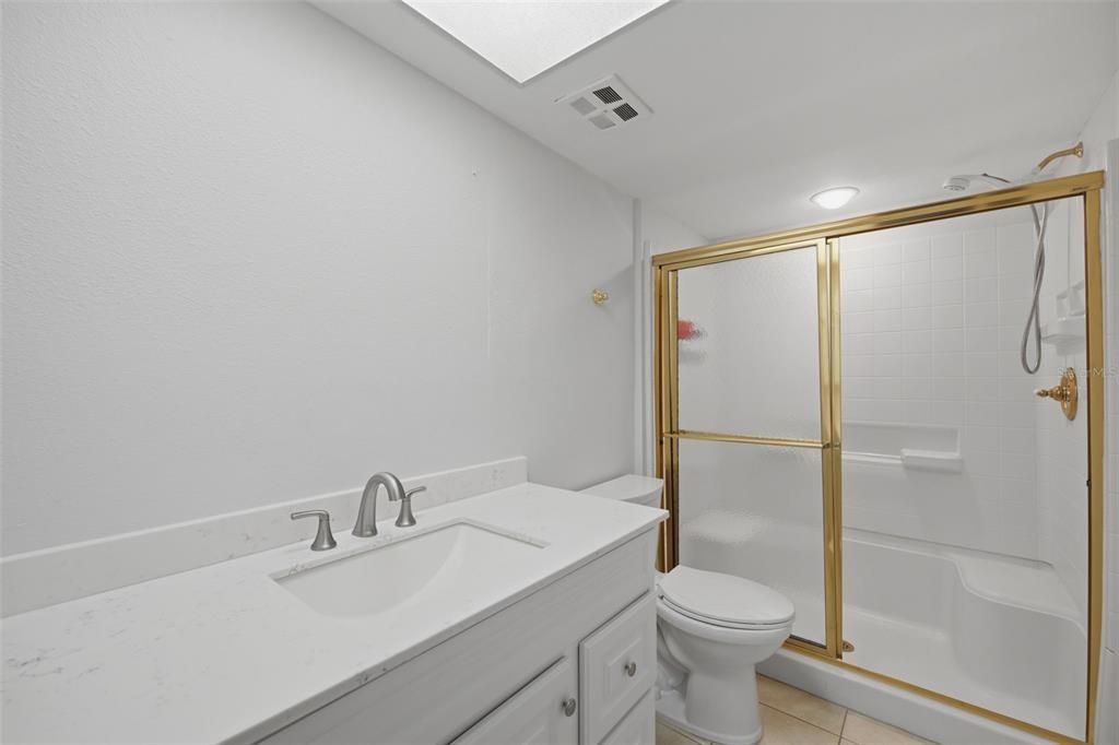 En Venta: $85,000 (2 camas, 2 baños, 1388 Pies cuadrados)