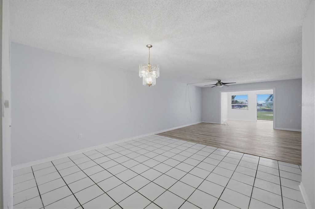 En Venta: $85,000 (2 camas, 2 baños, 1388 Pies cuadrados)