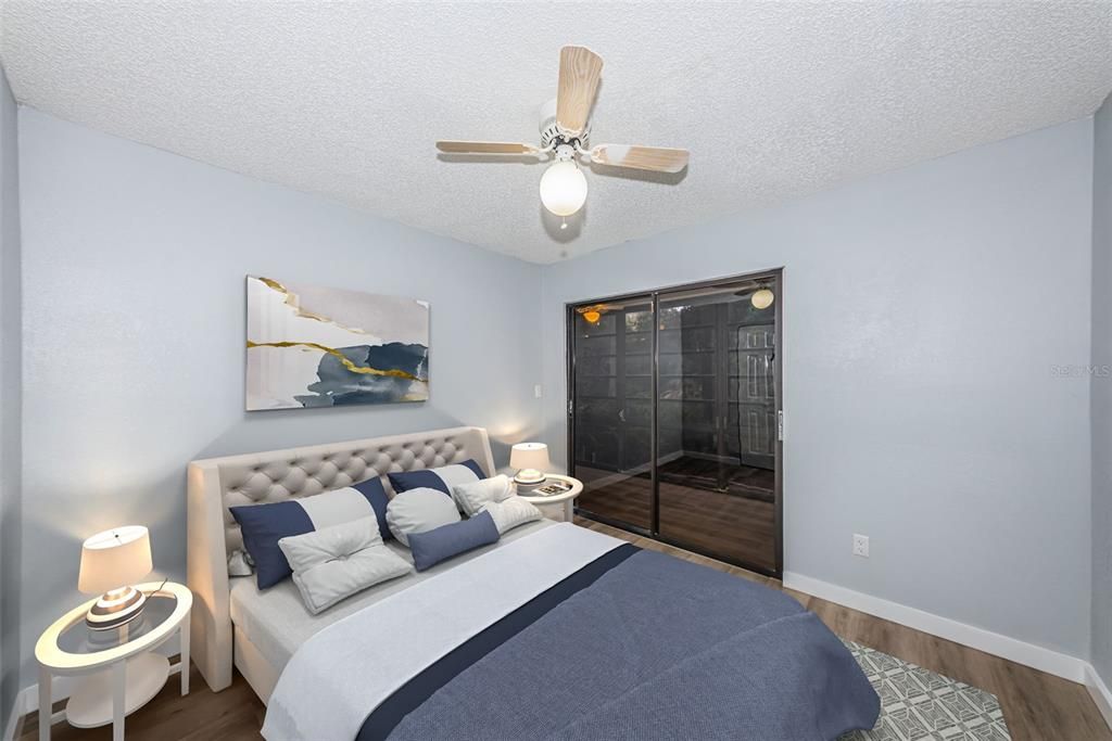 For Sale: $200,000 (2 beds, 2 baths, 825 Square Feet)