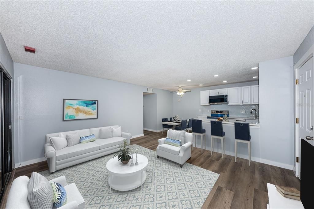 For Sale: $200,000 (2 beds, 2 baths, 825 Square Feet)